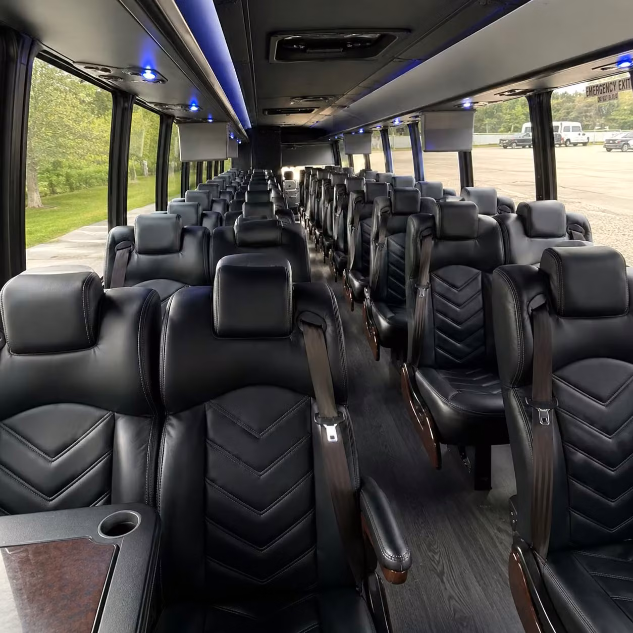minibus rentals for small group concert trips around rhode island