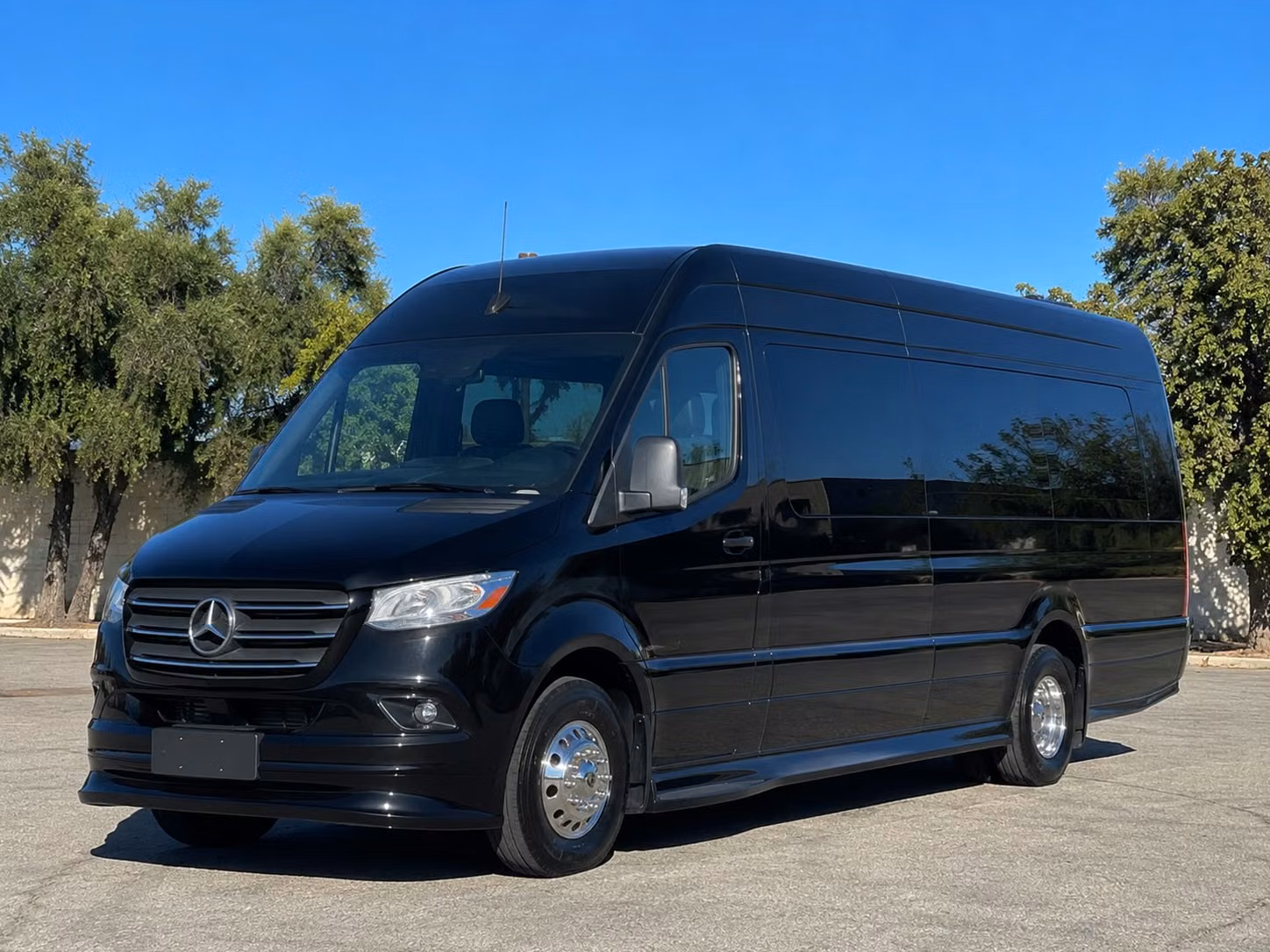 transportation serving warwick and nearby cities