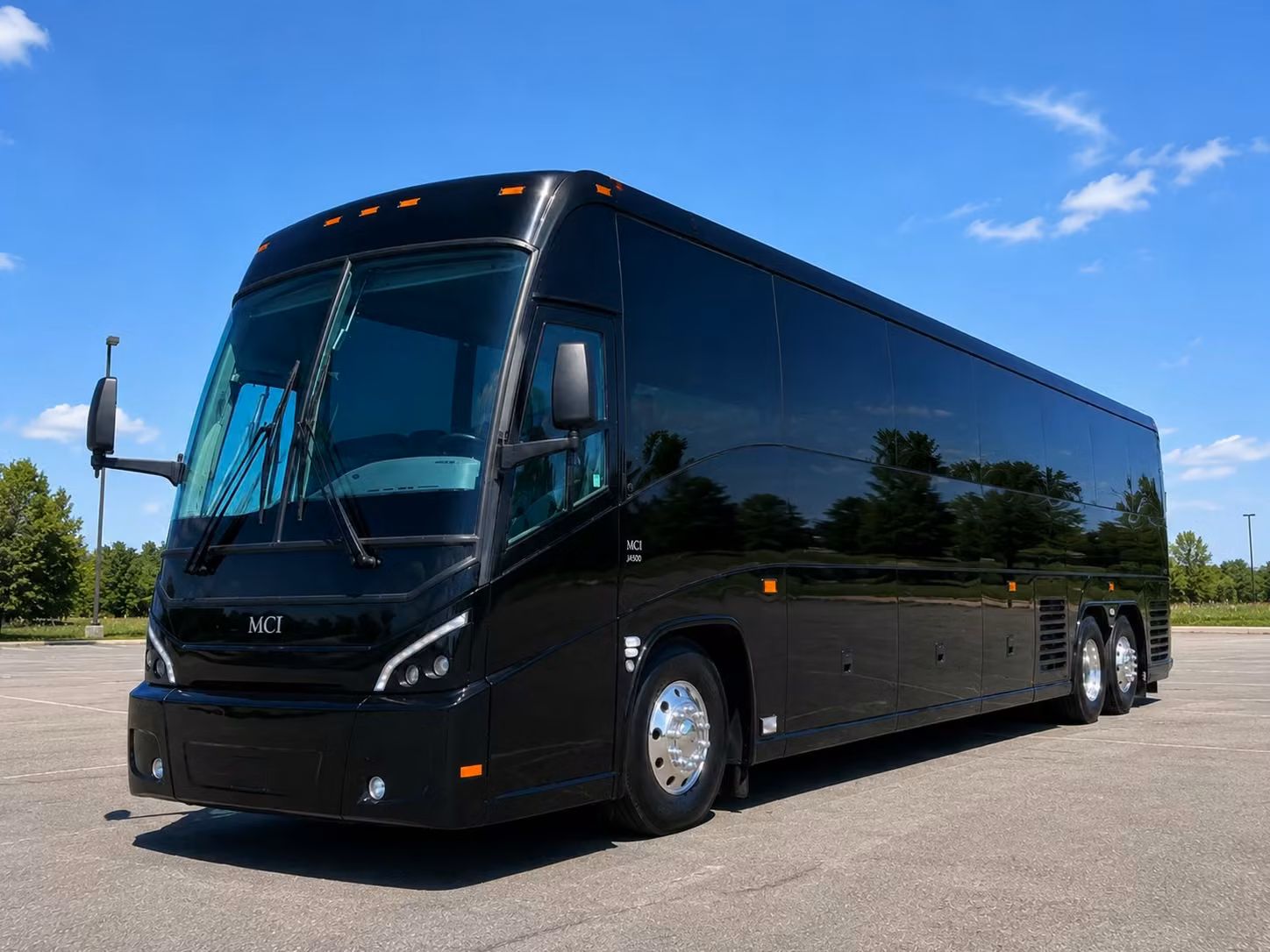 warwick charter bus hero 3