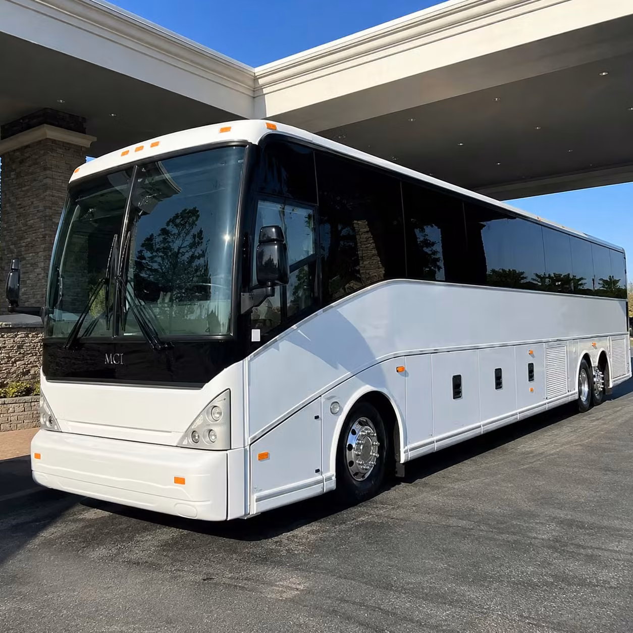 warwick employee shuttle services for businesses near t f green international airport